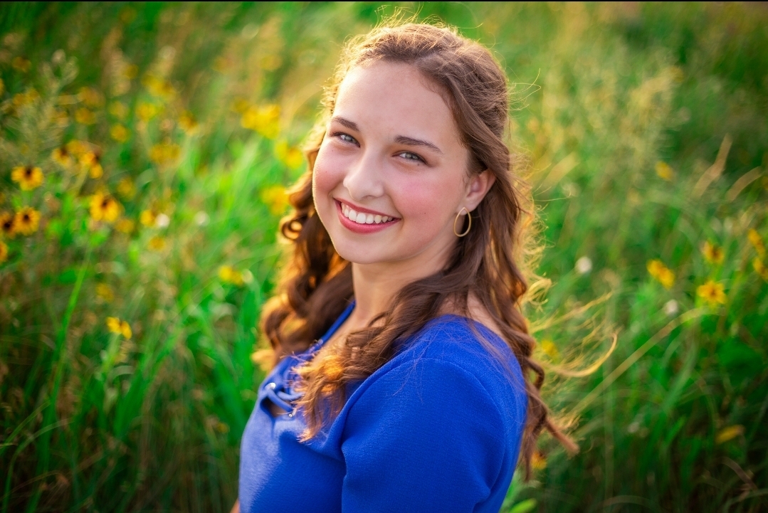 Sarah Headshot